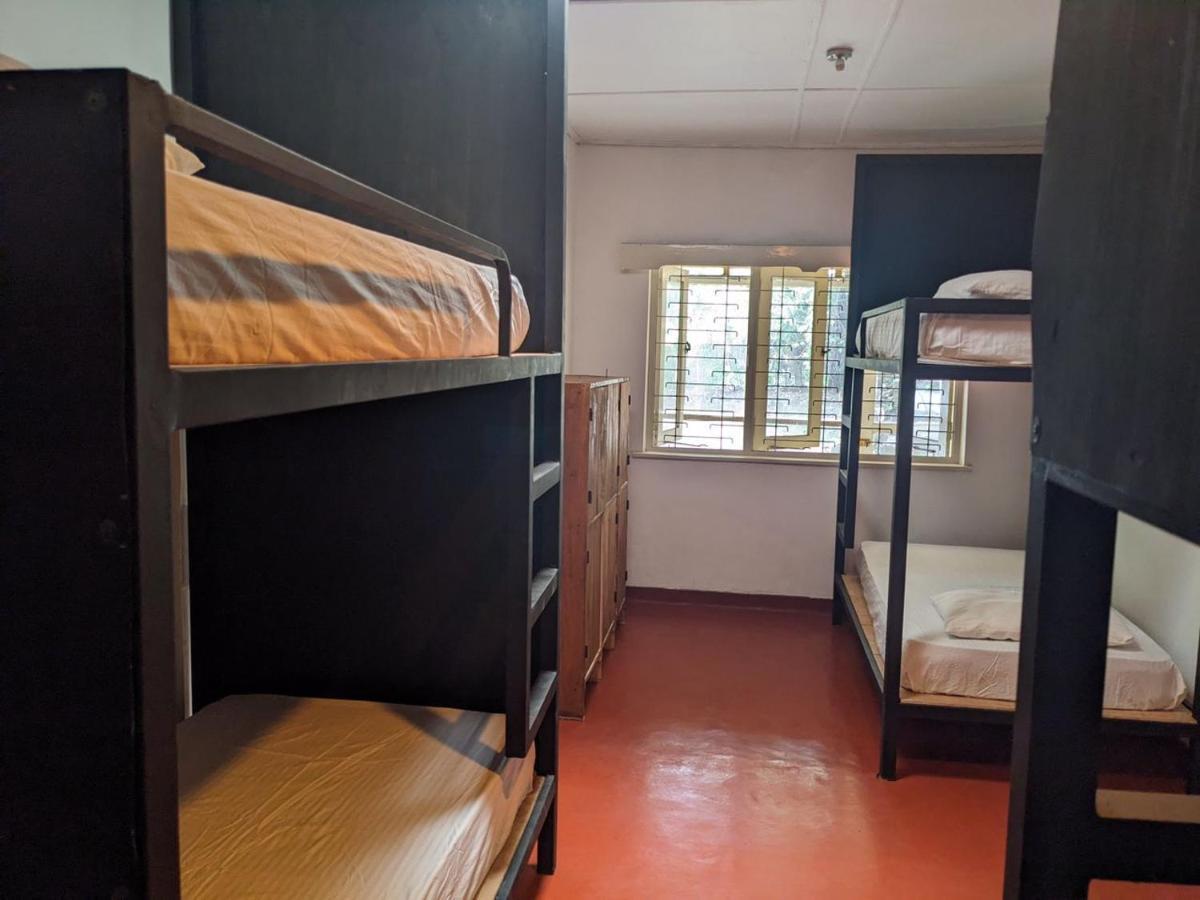 Chilly Croc Hostel 努沃勒埃利耶 外观 照片